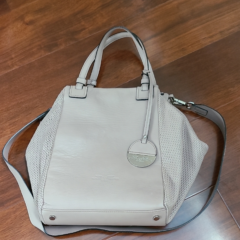 Cream Leather Shoulder Bag with Textured Finish and Silver Accents